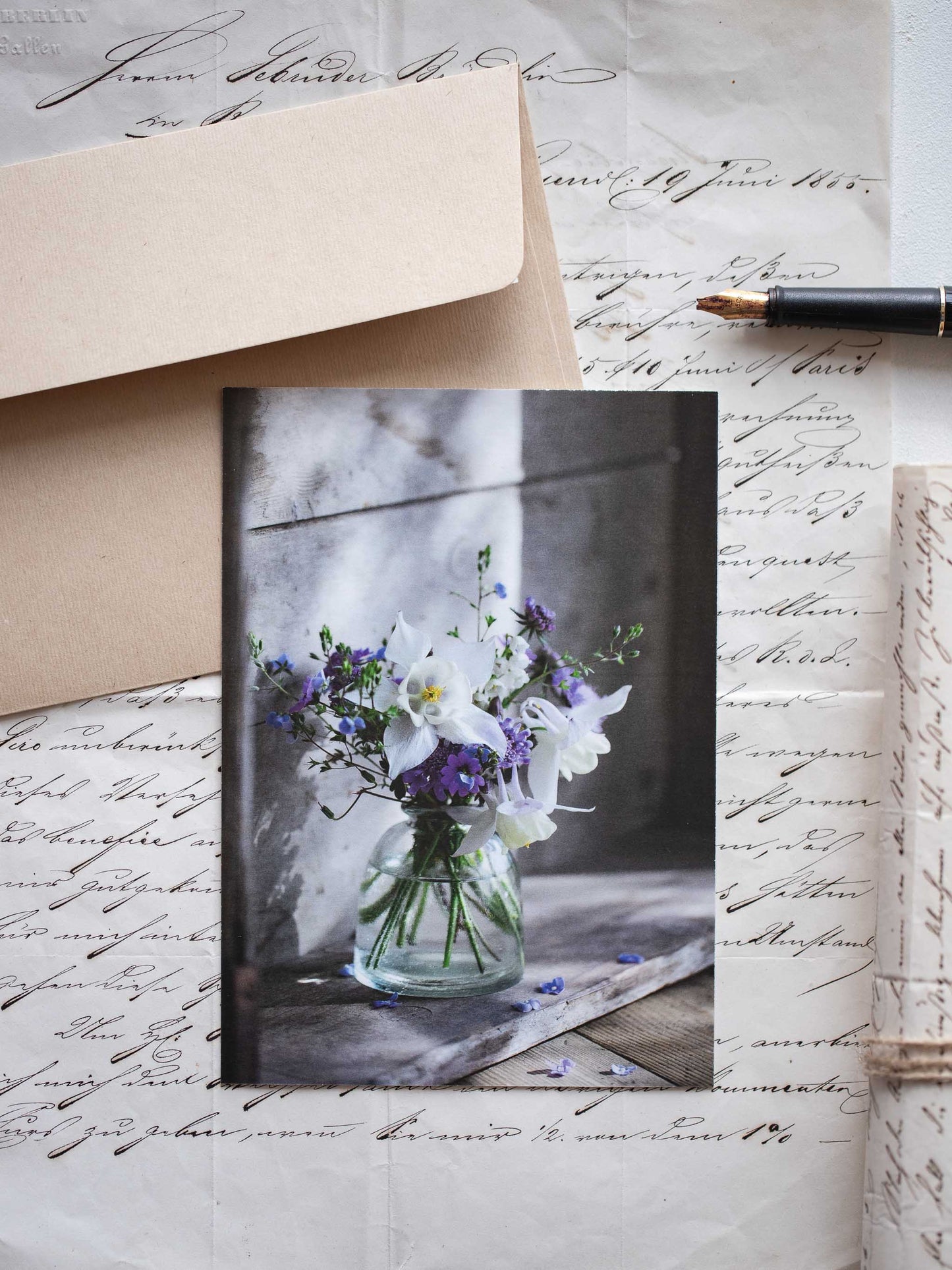 Postkarte Akaleisträusschen
