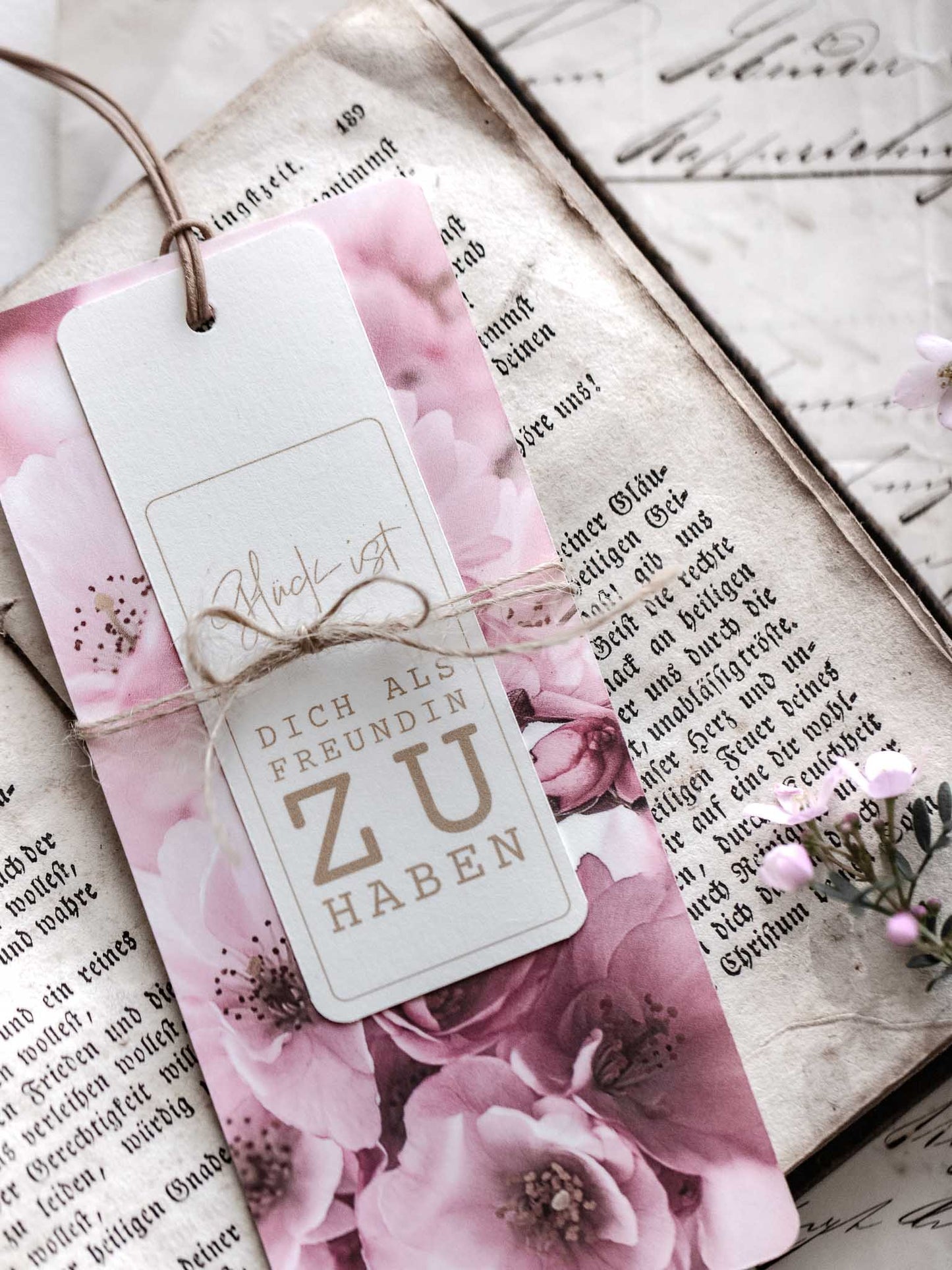 Buchzeichen in rosa für deine beste Freundin oder Mama