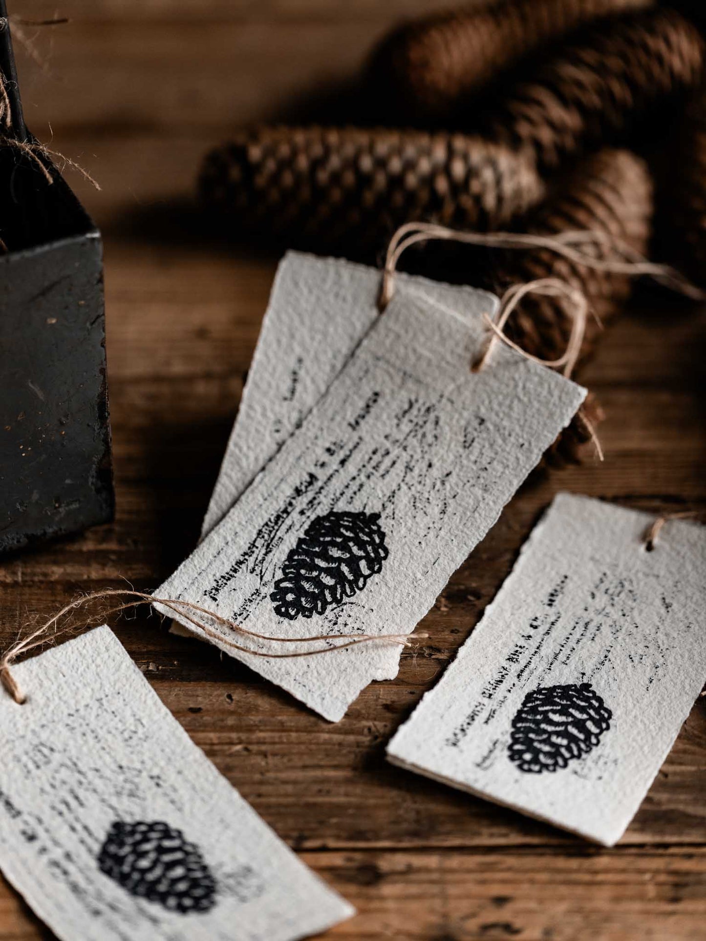 Anhänger Kieferzapfen