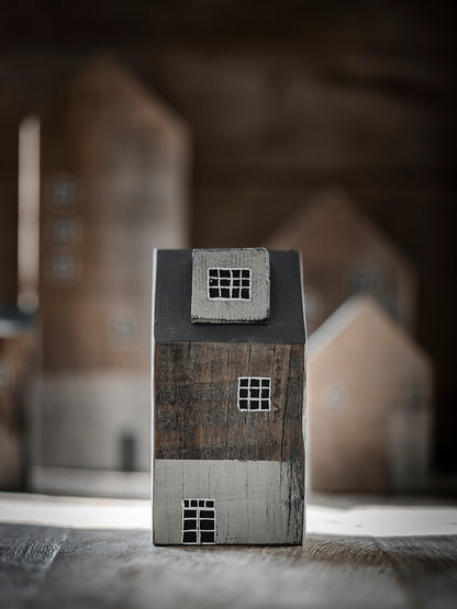 Cottage Haus mit Dachlukarne