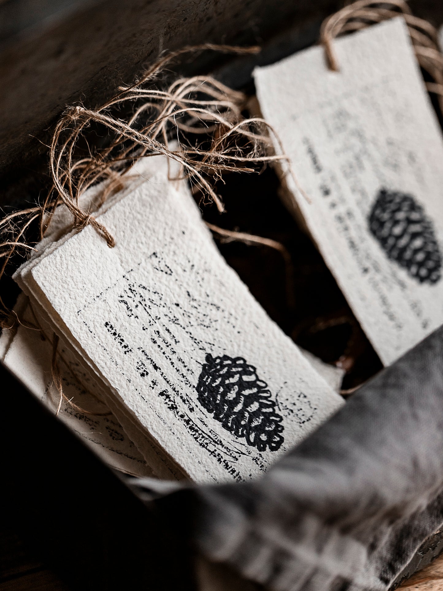 Anhänger Kieferzapfen